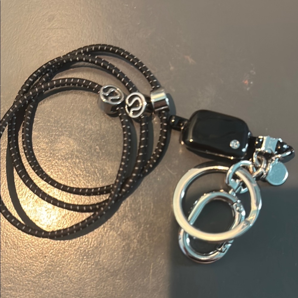 lululemon athletica Black and Silver Key & Card Holder